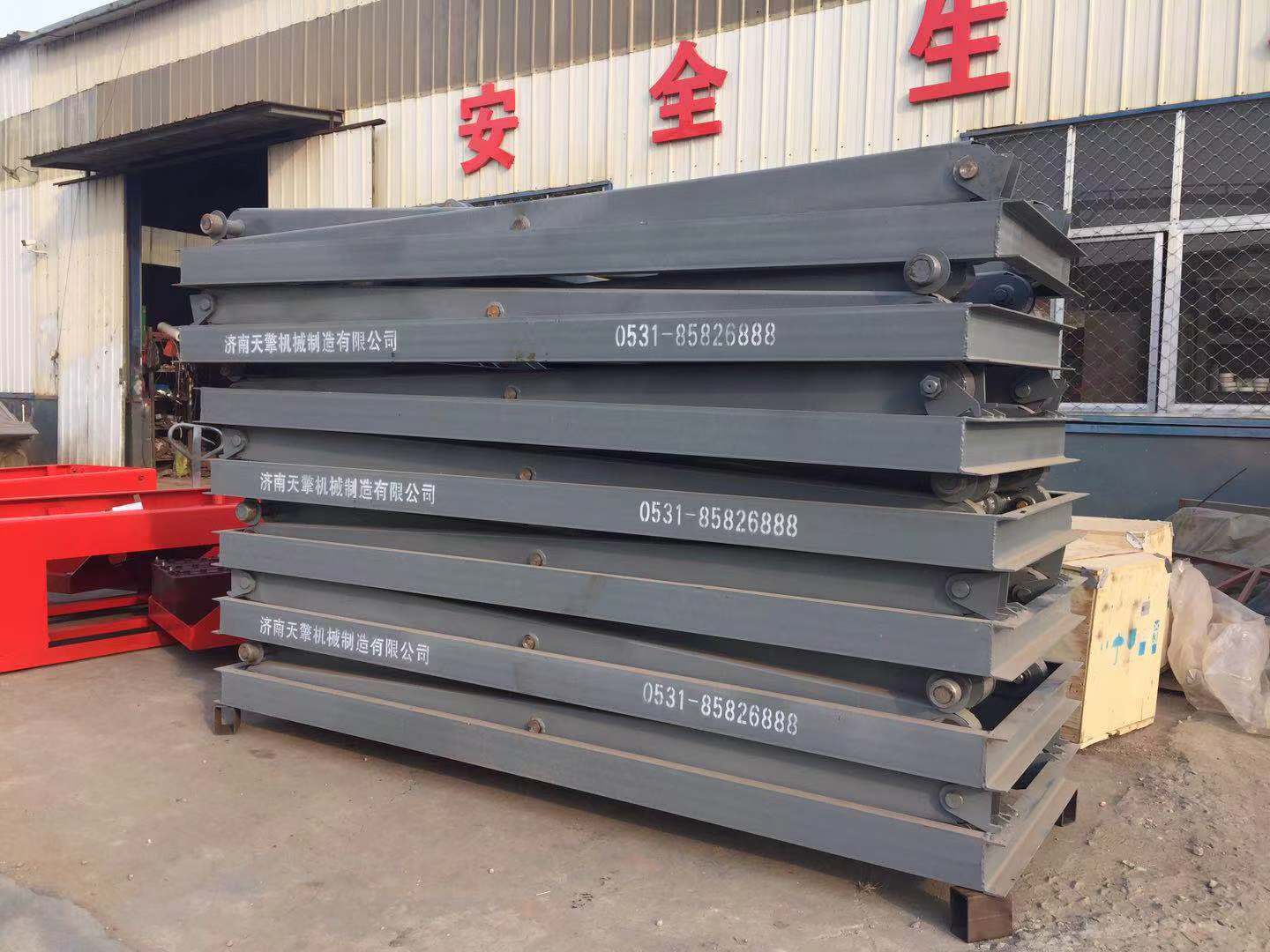 升降階梯舞臺發往湖北十堰